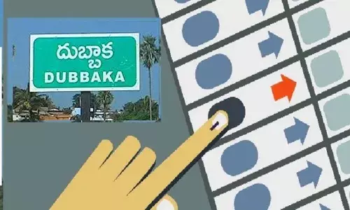 దుబ్బాక దంగల్ : కొనసాగుతున్న బీజేపీ హవా