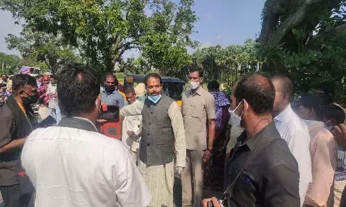 ఏపీ స్పీకర్ కి తప్పిన ప్రమాదం..!