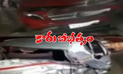 బంజారాహిల్స్లో బెంజ్ కారు బీభత్సం
