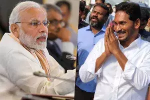 సోషల్ కింగ్స్ వీరే.. మోదీ, జగన్ల హవా..! సోషల్ కింగ్స్ వీరే.. మోదీ, జగన్ల హవా..!