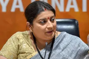 అభివృద్ధిని అడ్డుకుంటోన్న వారిపైనే సర్జికల్ స్ట్రైక్.. స్మృతి ఇరానీ అభివృద్ధిని అడ్డుకుంటోన్న వారిపైనే సర్జికల్ స్ట్రైక్.. స్మృతి ఇరానీ