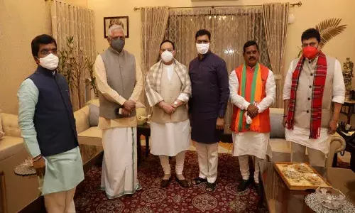 టీఆర్‌ఎస్‌కు ఎదురుదెబ్బ.. బీజేపీలోకి స్వామిగౌడ్‌