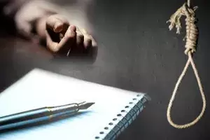 ఇంటి పెద్ద మరణంతో ఆ ఇంట్లో భార్య, ఇద్దరు పిల్లలు బలవన్మరణం ఇంటి పెద్ద మరణంతో ఆ ఇంట్లో భార్య, ఇద్దరు పిల్లలు బలవన్మరణం