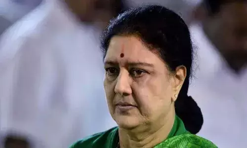 చిన్నమ్మకు మళ్ళీ నిరాశనే..