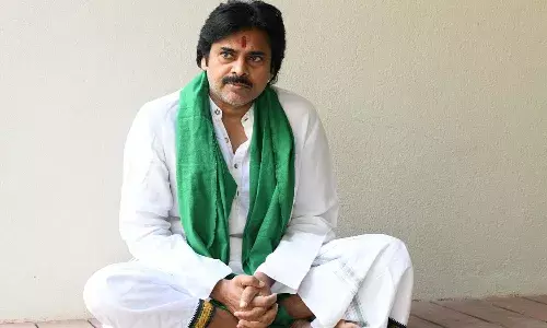 దీక్ష ప్రారంభించిన పవన్ కల్యాణ్