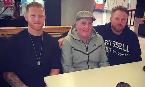 ఇంగ్లాండ్ స్టార్ ఆల్‌రౌండ‌ర్ బెన్‌ స్టోక్స్‌ ఇంట తీవ్ర విషాదం