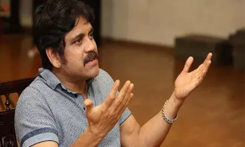 యాపిల్ స్టోర్ మీద కోపాన్ని బయటపెట్టిన కింగ్