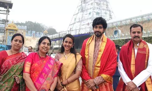 శ్రీవారి సేవలో నూతన దంపతులు నిహారిక, చైతన్య