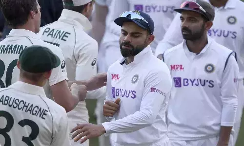 ఫోన్ లు స్విచ్ ఆఫ్ చేసేయమని చెబుతున్న కైఫ్