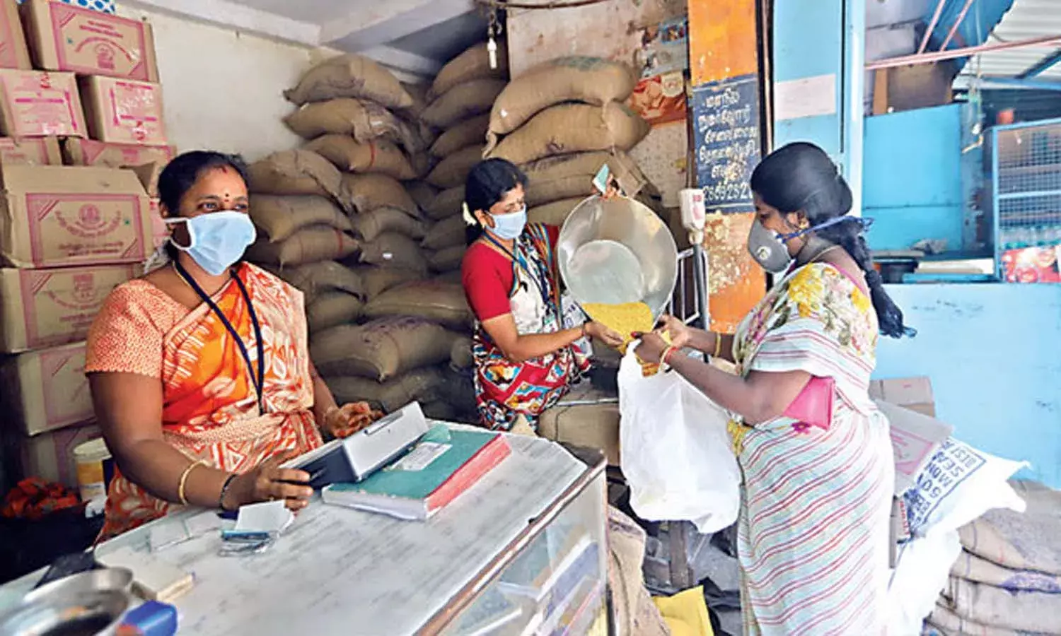 సంక్రాంతికి ప్ర‌భుత్వం బంప‌ర్ ఆఫ‌ర్‌.. రేష‌న్ కార్డు ల‌బ్దిదారుల‌కు రూ.2500