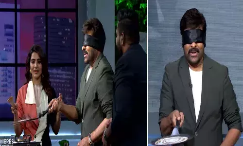 కళ్లకు గంతలు కట్టుకుని దోశలేసిన చిరంజీవి.. వీడియో వైరల్