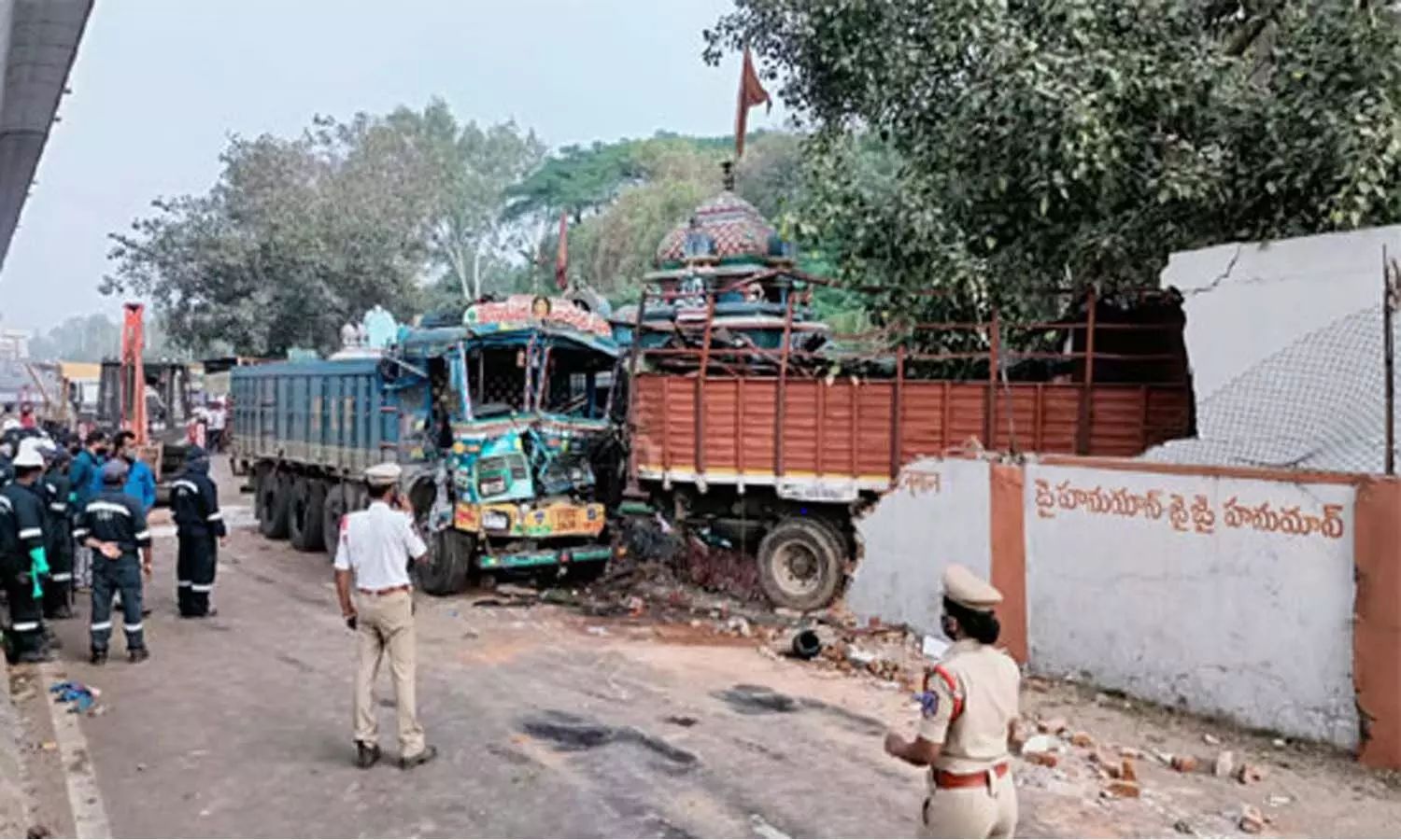 lorry accident in uppal