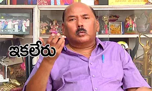 Lyricist Vennelakanti