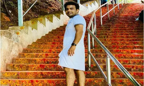 కాలినడకన తిరుమలకు బుల్లితెర కమల్ హాసన్