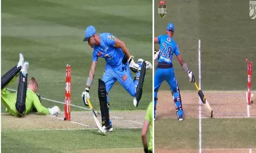 Jake Weatherald bizarre dismal two times for a single delivery