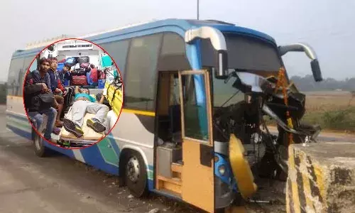 Private Travel Bus accident in Srikakulam