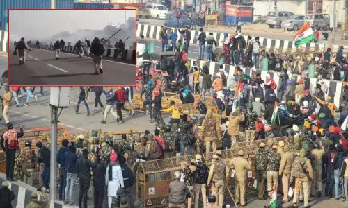 Tear gas shelling at Delhi borders