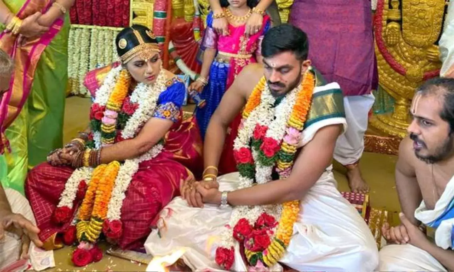 cricketer Vijay Shankar marriage