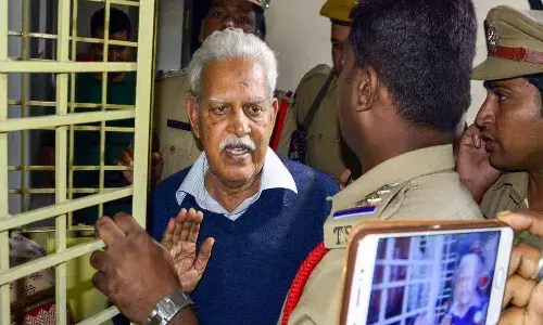 Dont release Varavara Rao on bail