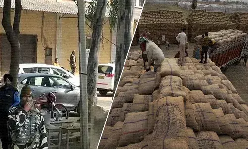 గోదాములపై సీబీఐ దాడులు