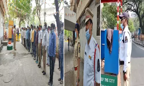 2 నిమిషాలు మౌనం.. అమరవీరులకు నివాళి..