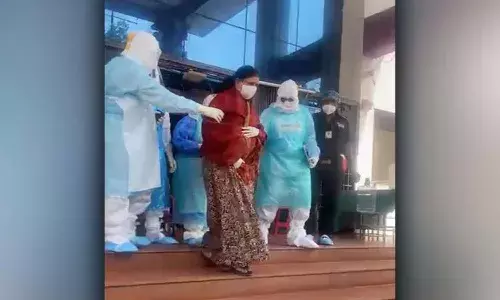 ఆసుపత్రి నుండి డిశ్చార్జ్