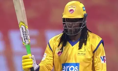 Chris Gayle smashes 22 ball unbeaten 84 to steer Team Abu Dhabi