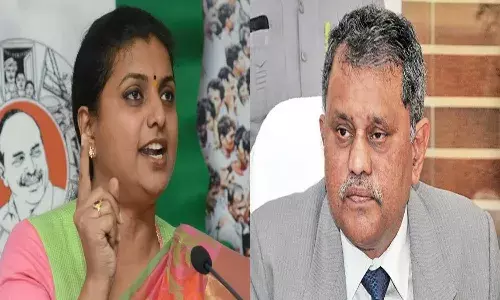 నిమ్మగడ్డపై విరుచుకుపడ్డ ఎమ్మెల్యే రోజా.. అసమర్థ ఎన్నికల కమిషనర్ అంటూ