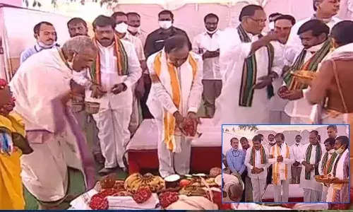 CM KCR lays foundation for 13 irrigation projects at Nalgonda