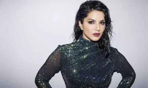 Sunny Leone in Cheating Case