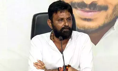 SEC Showcase Notice to Minister Kodali Nani