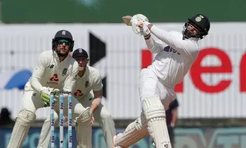 England bowl out India for 329 runs