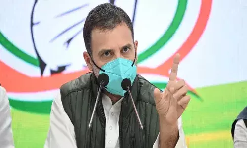 Centre being overconfident says Rahul Gandhi