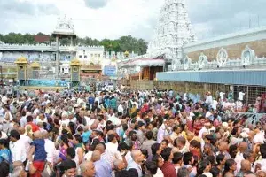 Heavy Devotees Crowd In Tirumala Temple Heavy Devotees Crowd In Tirumala Temple