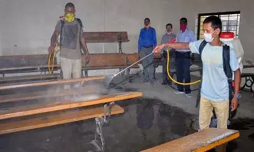 Hostel Students Tested Corona Positive In Maharashtra