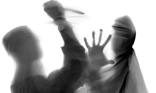 ప్రాణం తీసిన అండర్వేర్..