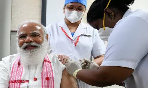 Modi get corona vaccination