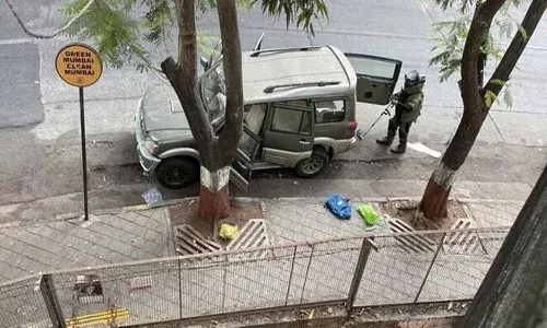 Mukesh Ambani bomb scare