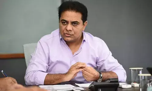 KTR Supports Vishaka Steel Movement