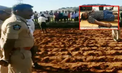 అనంతపురం జిల్లాలో దారుణం.. వాలంటీరు దారుణహత్య.. తండ్రిని చంపబోయి..!