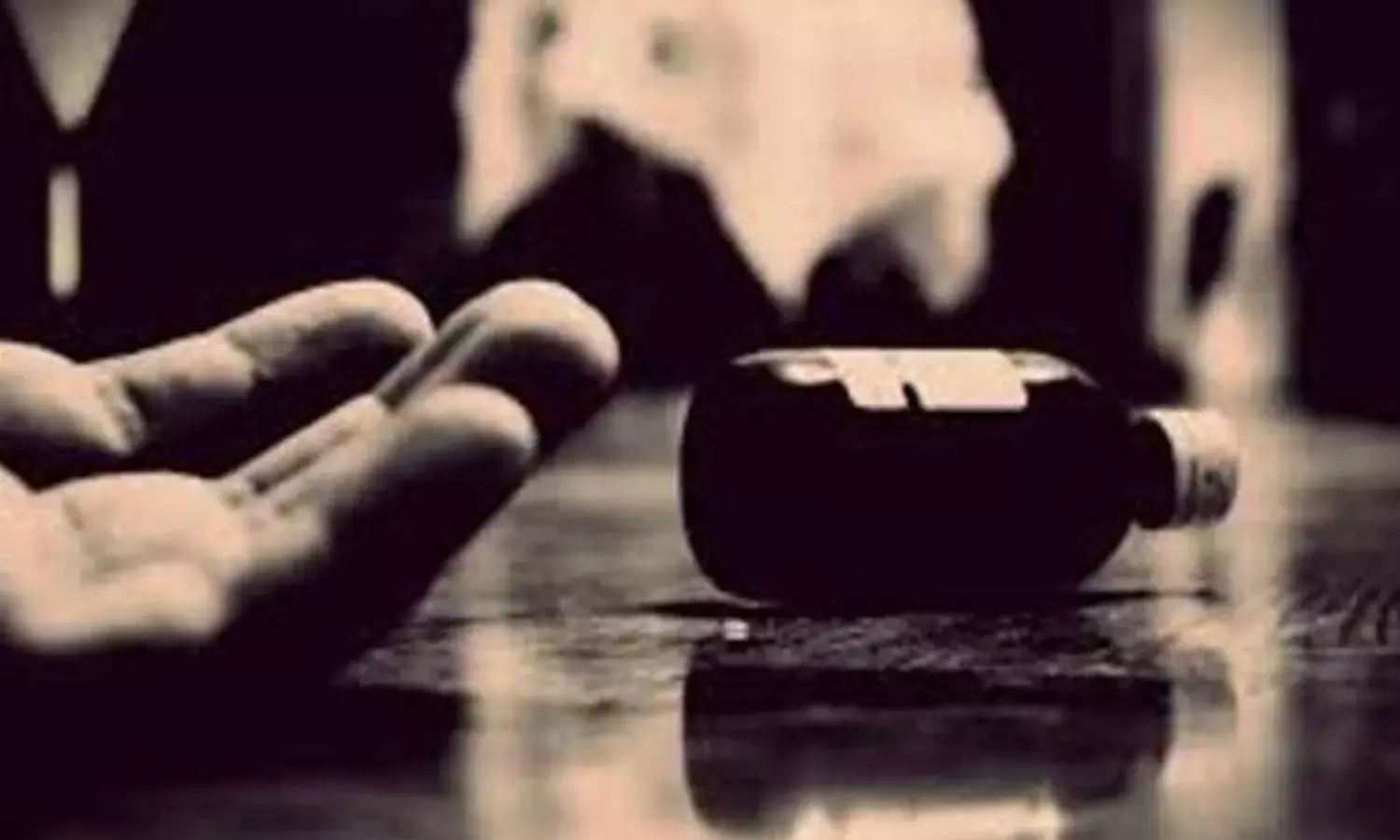 Woman attempted to suicide near CM camp office