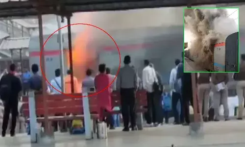 శతాబ్ది ఎక్స్ప్రెస్ రైల్లో అగ్ని ప్రమాదం..