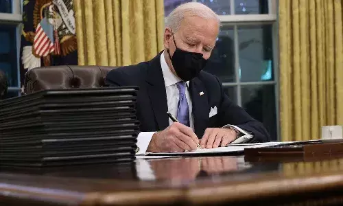 US President Joe Biden urged to end the sale of petrol, diesel vehicles by 2035