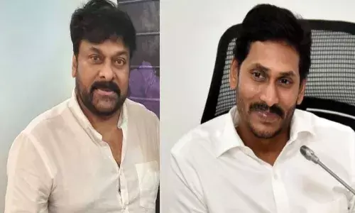 వైఎస్ జగన్ ప్రకటనతో చిరంజీవి ఫుల్ ఖుషీ