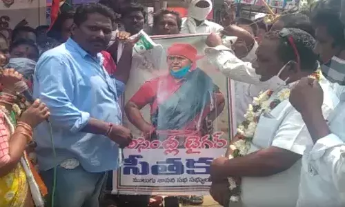 People Praise Mulugu MLA Seethakka