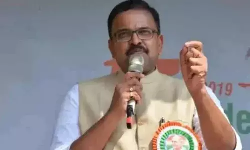 Lakshminarayana files petition in HC