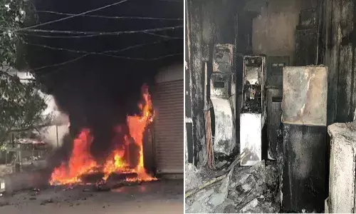 ఎస్బీఐ ఏటీఎమ్ సెంటర్లో అగ్నిప్రమాదం.. 4 మిషన్లు దగ్ధం