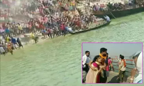 Jeep fell into river