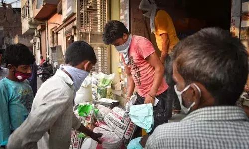 మే, జూన్‌ నెలలో ఉచితంగా 5 కిలోల ఆహారధాన్యాలు