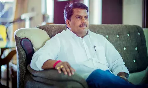 మంచి మనసున్న తిరుపతన్న.. ప్రజల మనిషిగా అసెంబ్లీకి వెళ్ళాలన్నా..